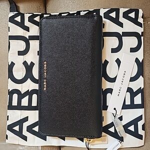 Marc Jacobs wallet